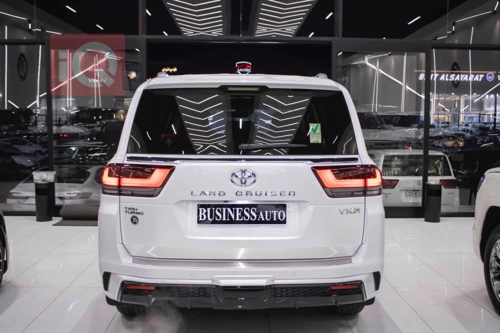 تويوتا لاندكروزر